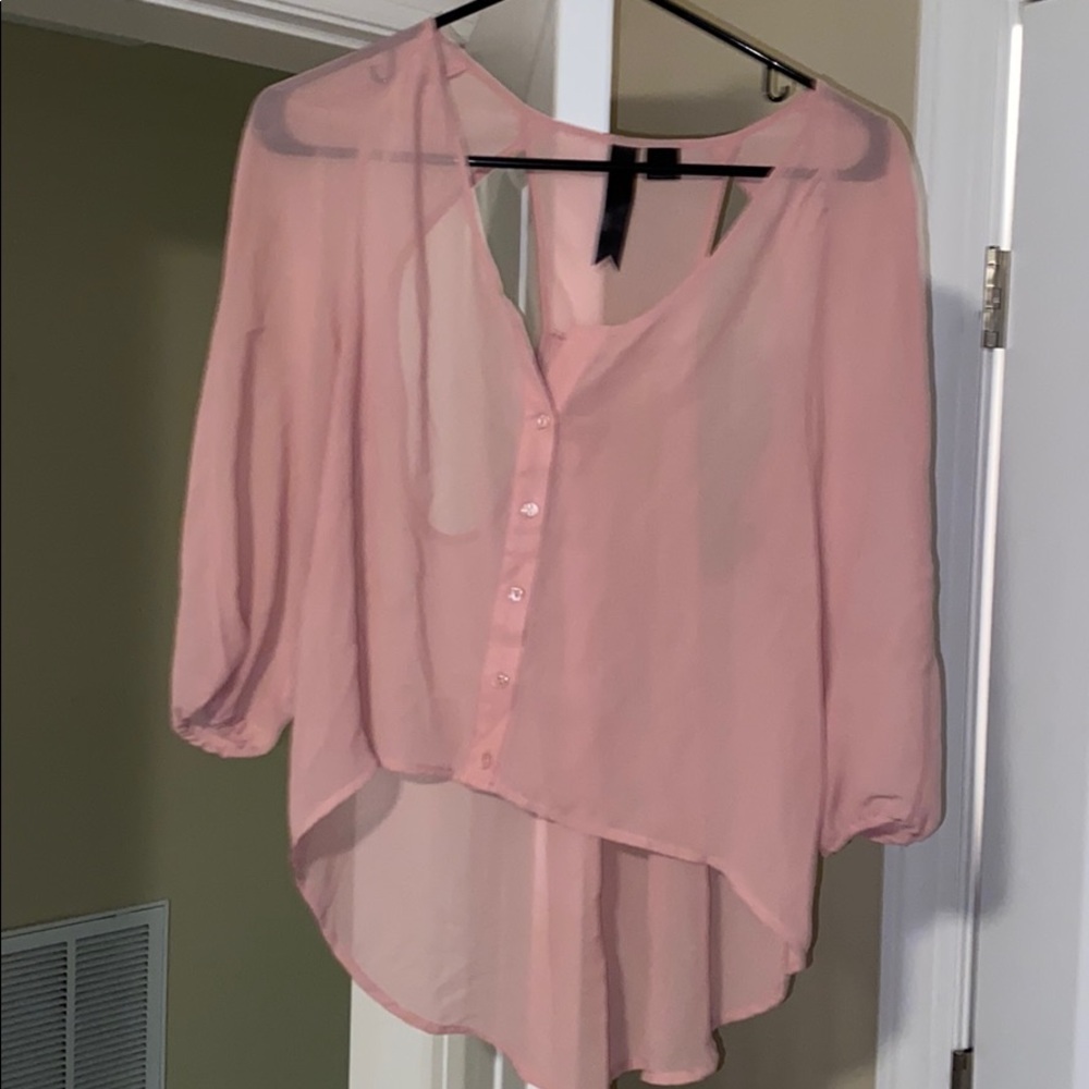 Pale pink/peach top